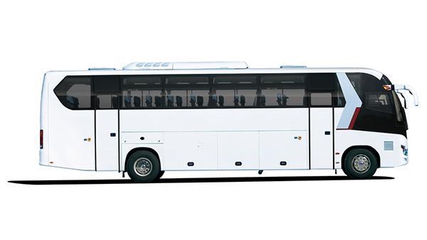 Междугородний автобус XMQ6122CYW2 длиной 12 метров на 53 места 